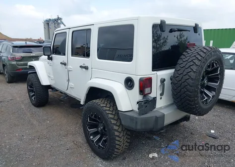 2012 Jeep Wrangler Unlimited Sahara z USA, uszkodzony, nr VIN 1C4BJWEG7CL110898